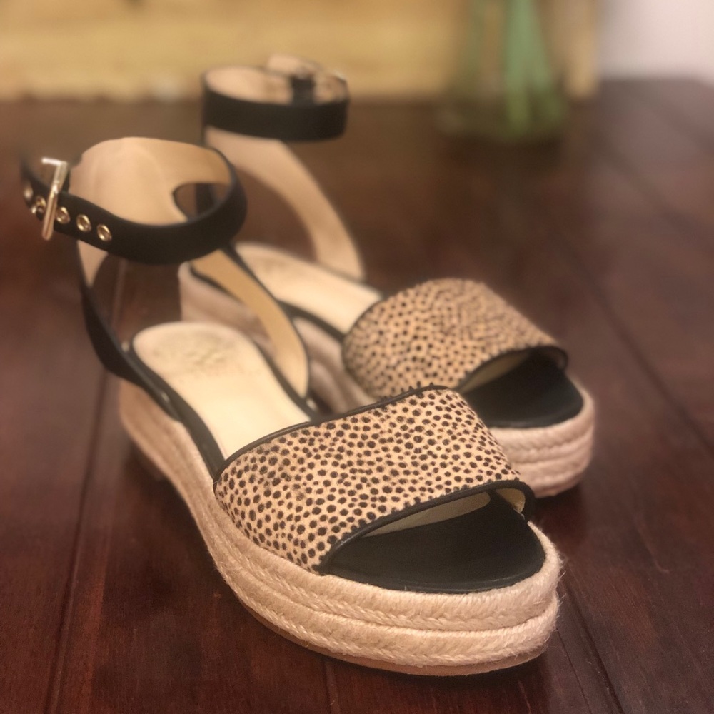 Vince Camuto Platform Sandals size 6